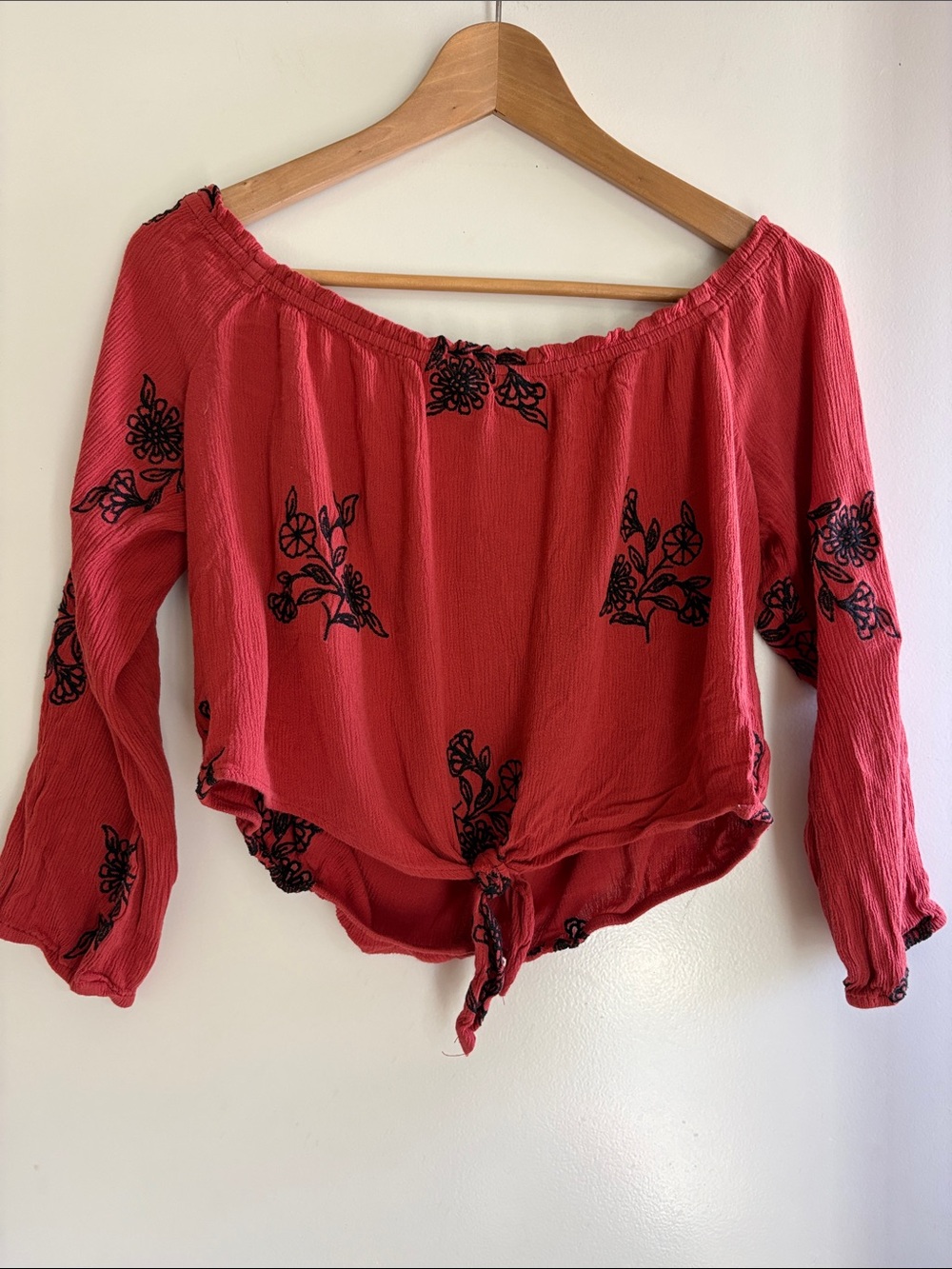 La Hearts Red Off-Shoulder Tie-Front cropped Blouse with Black Floral Embroidery